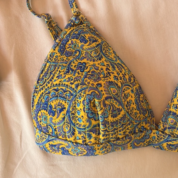 Bikini Set Size 12 - Picture 3 of 7